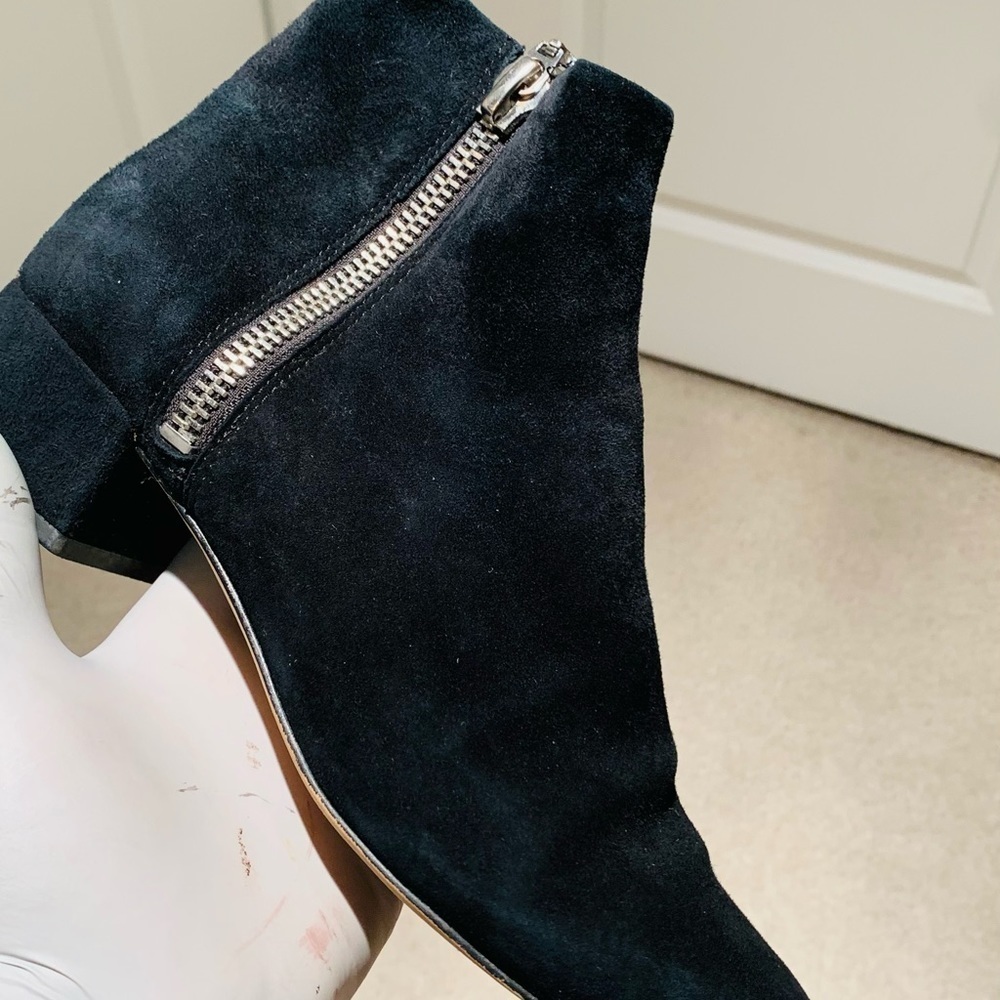 Dolce Vita Women Black Suede Ankle Boot with Side Silver Zipper. - Picture 11 of 13